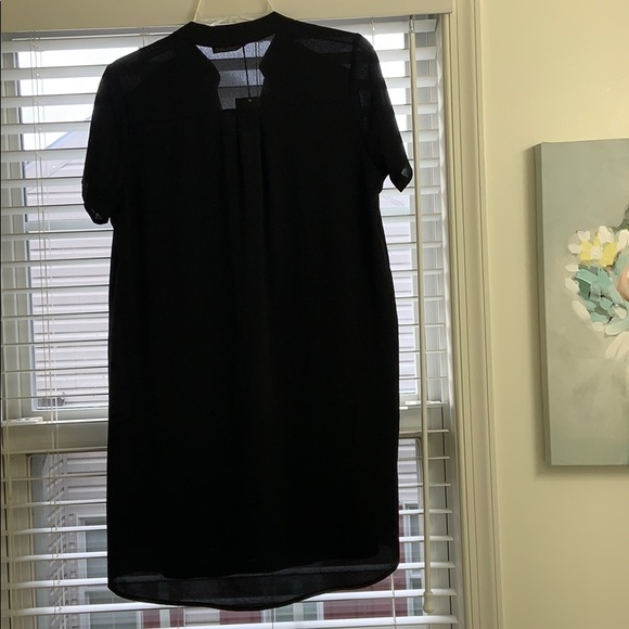 Pink Turtle Boutique dress. Chiffon lines dress. - Picture 3 of 4